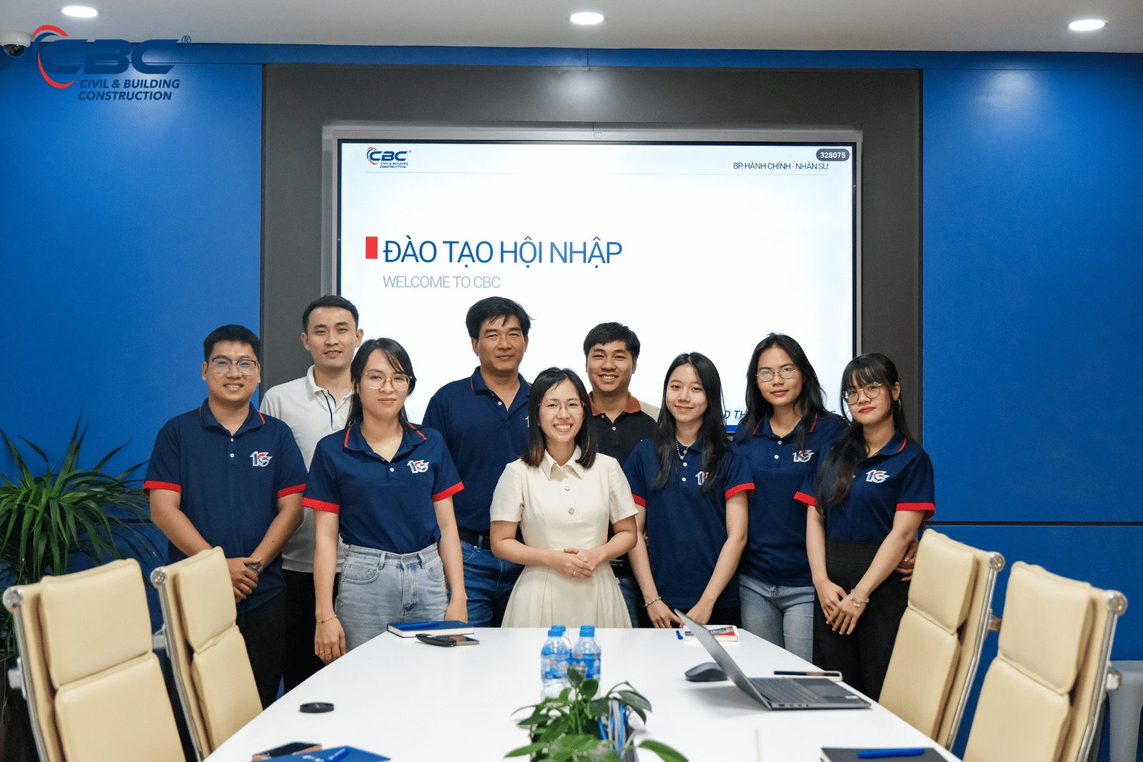 BUILD A PROFESSIONAL WORKPLACE THROUGH ITS EMPLOYEE ONBOARDING PROGRAM
